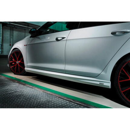 Oettinger side skirts Golf 7